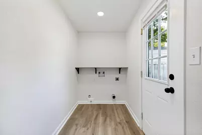 504 Davis Street, Gainesville, TX 76240 - Photo 23