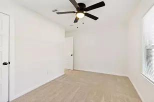 504 Davis St, Gainesville, TX 76240 - Photo 19