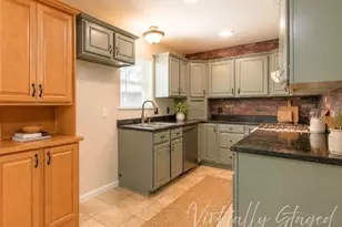 1213 Trellis Dr, Garland, TX 75040 - Photo 9