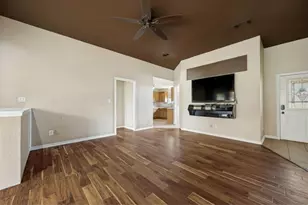 303 Bryant St, Pottsboro, TX 75076 - Photo 3