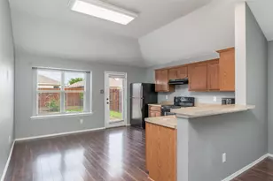 6260 Trinity Creek Dr, Fort Worth, TX 76179 - Photo 11