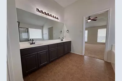 1218 Heritage Parkway S, Allen, TX 75002 - Photo 19