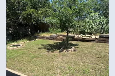 517 Meadowcrest Drive, Burleson, TX 76028 - Photo 23