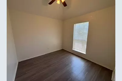 517 Meadowcrest Drive, Burleson, TX 76028 - Photo 19