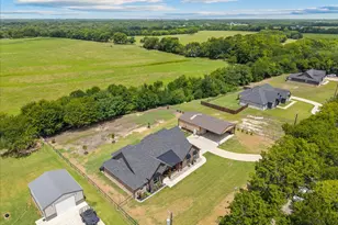 381 Co Rd 4945, Leonard, TX 75452 - Photo 37