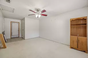 702 S Jackson St, Stephenville, TX 76401 - Photo 17