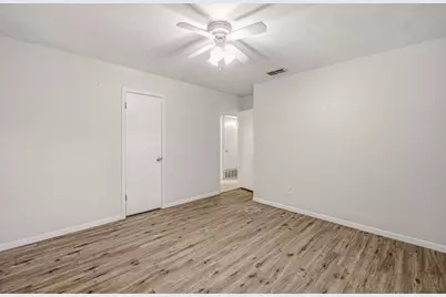 702 S Jackson Street, Stephenville, TX 76401 - Photo 15