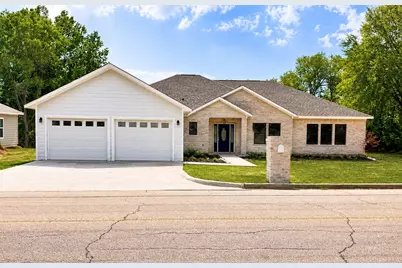 1400 E 1st Street, Mt Pleasant, TX 75455 - Photo 1