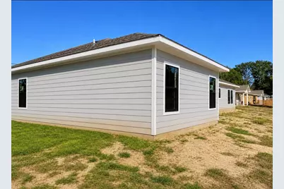 1400 E 1st Street, Mt Pleasant, TX 75455 - Photo 23