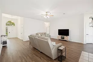 905 Brittany Dr, Lewisville, TX 75067 - Photo 7