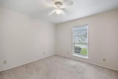 11007 McCree Road, Dallas, TX 75238 - Photo 23