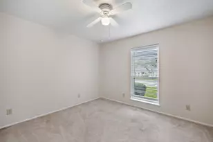 11007 McCree Rd, Dallas, TX 75238 - Photo 23