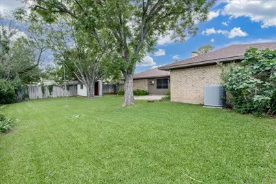 1706 Stagecoach Drive, Pantego, TX 76013 - Photo 33