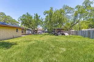 406 Vance St, League City, TX 77573 - Photo 23