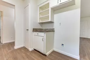 406 Vance St, League City, TX 77573 - Photo 9