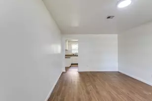 406 Vance St, League City, TX 77573 - Photo 5