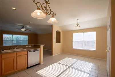 3725 Sapphire Street, Fort Worth, TX 76244 - Photo 9