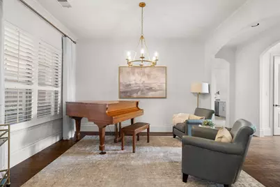 2810 Spring Oaks Drive, Highland Village, TX 75077 - Photo 7