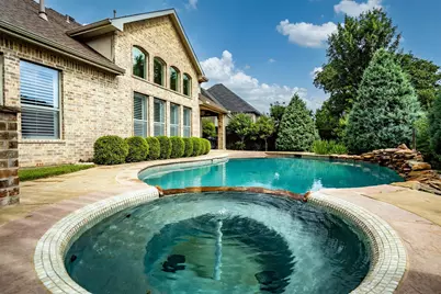 2810 Spring Oaks Drive, Highland Village, TX 75077 - Photo 37