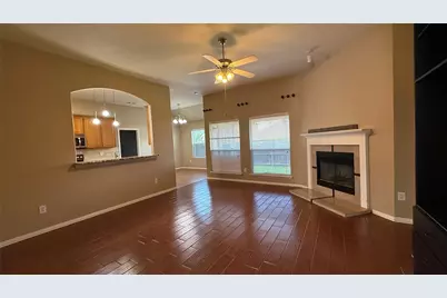 929 Mesa Vista Drive, Crowley, TX 76036 - Photo 3