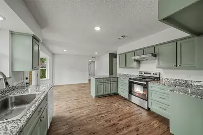 805 Stratford Drive, Bedford, TX 76021 - Photo 11