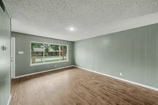 805 Stratford Dr, Bedford, TX 76021 - Photo 5