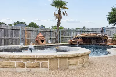 5820 Meadows Way, North Richland Hills, TX 76180 - Photo 29