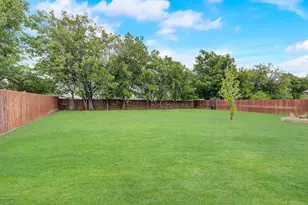 1048 Whisper Willows Dr, Fort Worth, TX 76052 - Photo 29