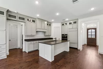 1048 Whisper Willows Drive, Fort Worth, TX 76052 - Photo 11