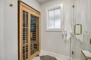 14214 Edgecrest Dr, Dallas, TX 75254 - Photo 23