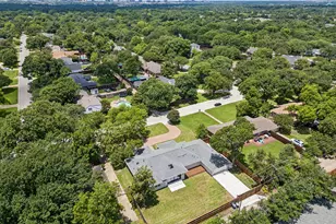 14214 Edgecrest Dr, Dallas, TX 75254 - Photo 39