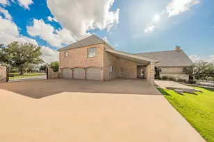 113 Club House Dr, Weatherford, TX 76087 - Photo 7
