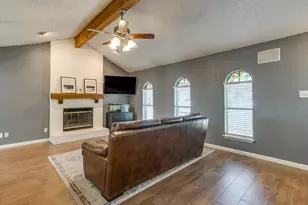 2711 Lone Star Ln, Grapevine, TX 76051 - Photo 3