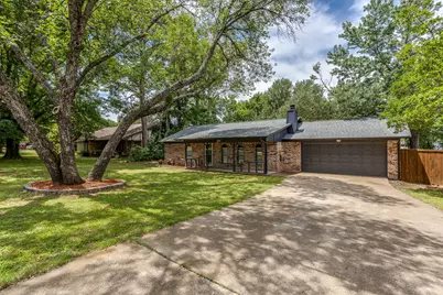 2711 Lone Star Lane, Grapevine, TX 76051 - Photo 1