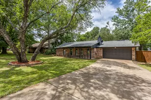 2711 Lone Star Ln, Grapevine, TX 76051 - Photo 1