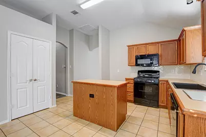 3900 Summerhill Lane, Fort Worth, TX 76244 - Photo 7
