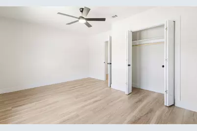 2134 Bowie Drive, Carrollton, TX 75006 - Photo 23
