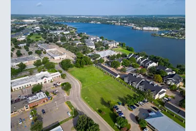 1100 Crawford Avenue, Granbury, TX 76048 - Photo 5