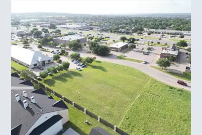 1100 Crawford Avenue, Granbury, TX 76048 - Photo 7