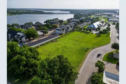 1100 Crawford Avenue, Granbury, TX 76048 - Photo 17