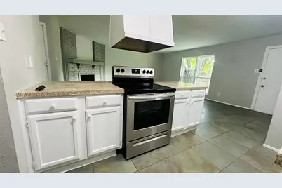 914 Clark Trail, Grand Prairie, TX 75052 - Photo 13