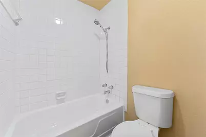 5516 Boca Raton Boulevard #310, Fort Worth, TX 76112 - Photo 17