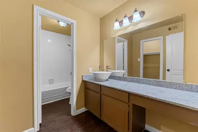 5516 Boca Raton Boulevard #310, Fort Worth, TX 76112 - Photo 13