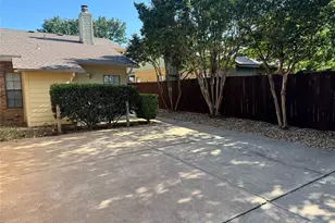 614 Canterbury St, Euless, TX 76039 - Photo 21
