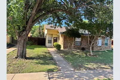 614 Canterbury Street, Euless, TX 76039 - Photo 1