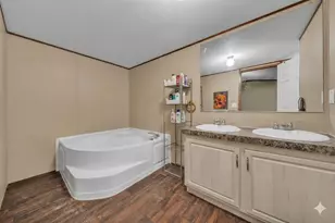 1909 Coral Rd, Pelican Bay, TX 76020 - Photo 19