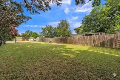 1909 Coral Road, Pelican Bay, TX 76020 - Photo 5