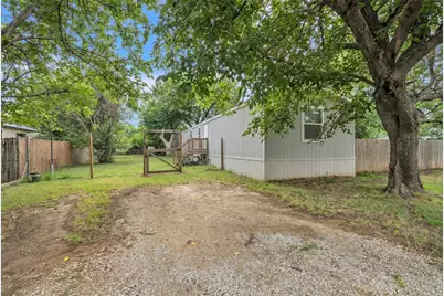1909 Coral Road, Pelican Bay, TX 76020 - Photo 3