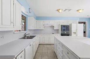 1814 Briarcrest Ln, Arlington, TX 76012 - Photo 17