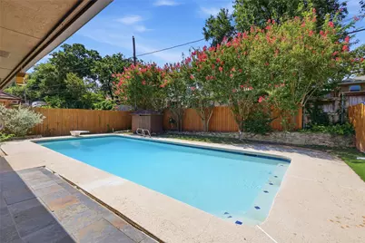 1814 Briarcrest Lane, Arlington, TX 76012 - Photo 37